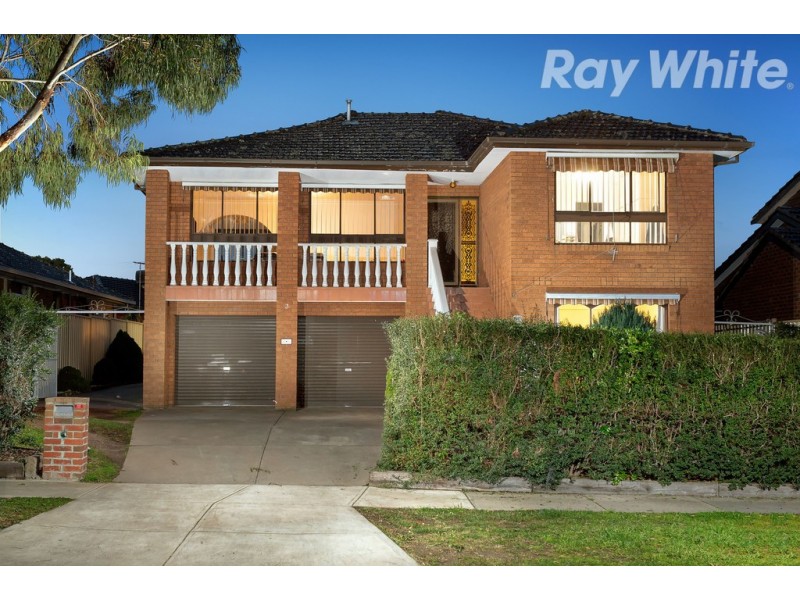 3 Buckmaster Drive, Mill Park VIC 3082