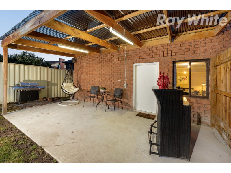 3 Buckmaster Drive, Mill Park VIC 3082