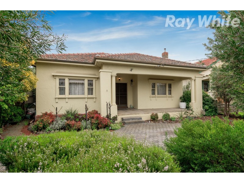 3 Frier Avenue, Reservoir VIC 3073