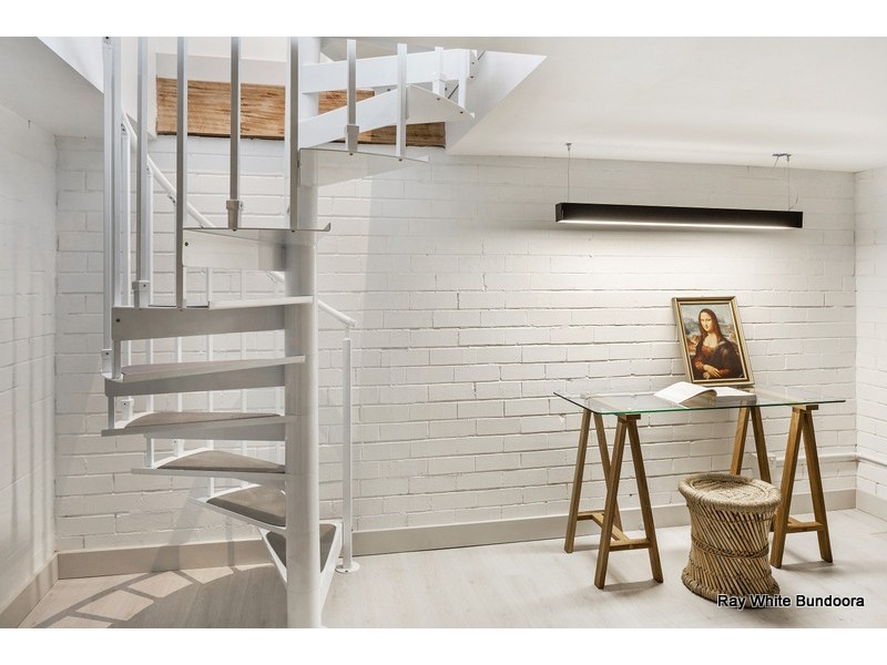 2/132 Hoffmans Road, Essendon VIC 3040