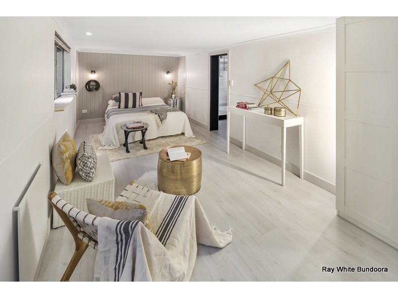 2/132 Hoffmans Road, Essendon VIC 3040