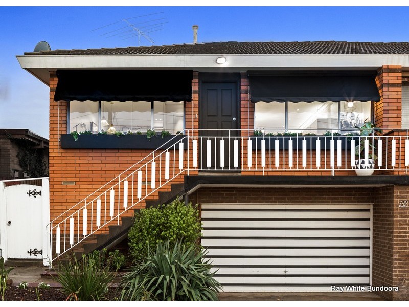 2/132 Hoffmans Road, Essendon VIC 3040