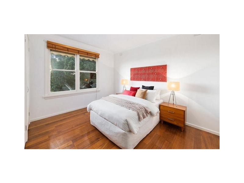 108 Valley Crescent, Glenroy VIC 3046