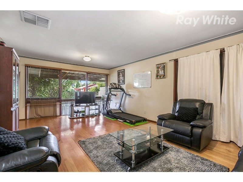 23 McClelland Drive, Mill Park VIC 3082