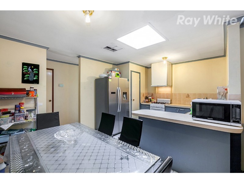 23 McClelland Drive, Mill Park VIC 3082