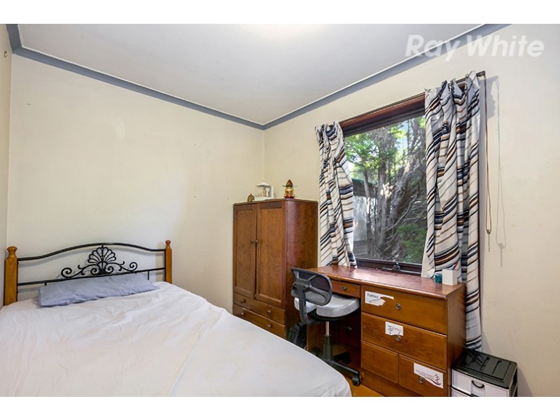 23 McClelland Drive, Mill Park VIC 3082
