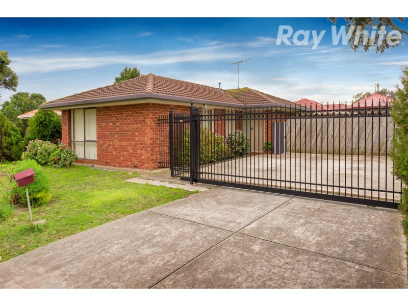 4 Linton Way, Meadow Heights VIC 3048