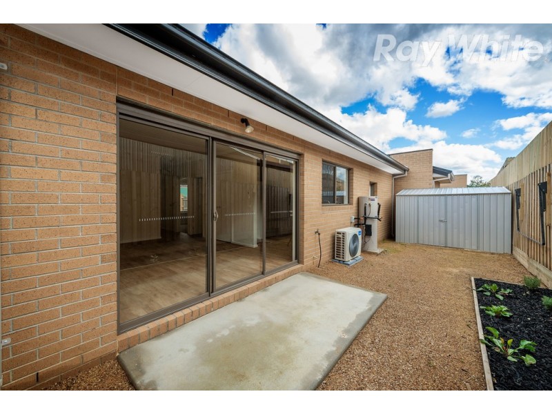 2/51 Reid Street, South Morang VIC 3752