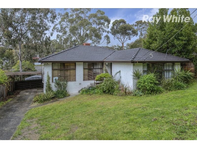 124 St Helena Road, Briar Hill VIC 3088