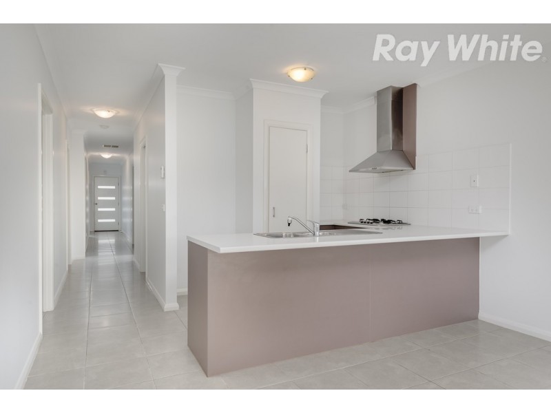 43 Mac Knight Wynd, Doreen VIC 3754