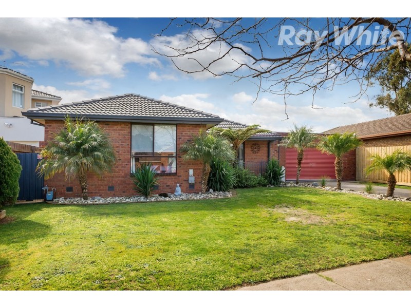 18 Christie Avenue, Mill Park VIC 3082