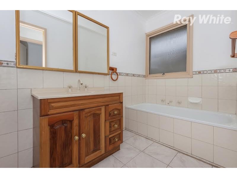 1 Champion Crescent, Bundoora VIC 3083