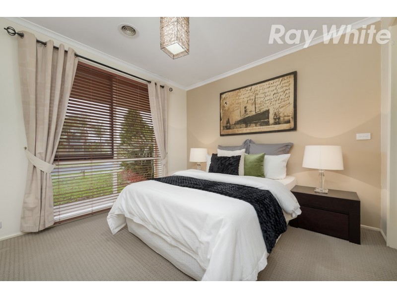 13 Coronet Close, Epping VIC 3076