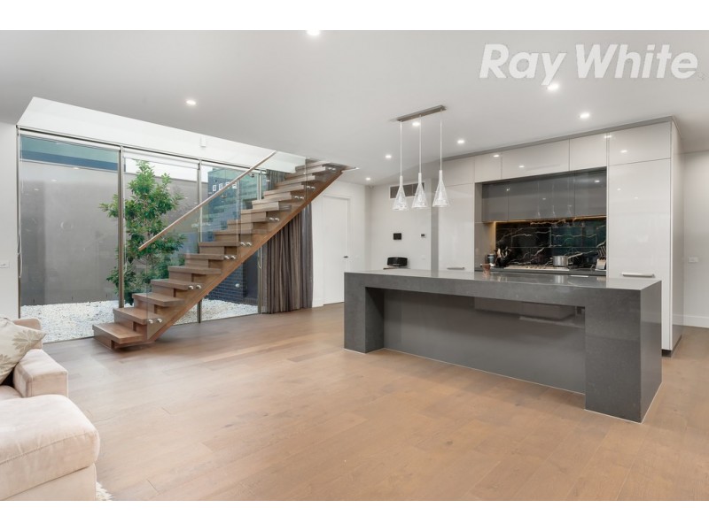 7 Cypress Way, Kew VIC 3101
