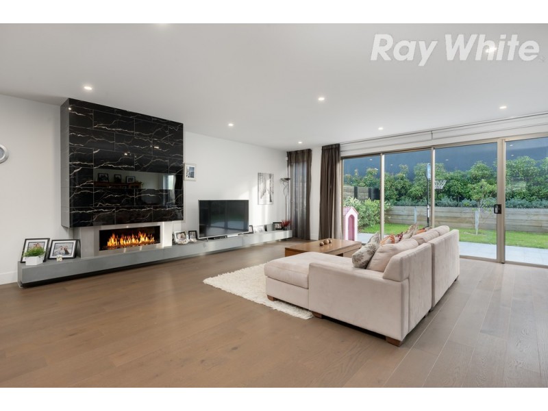 7 Cypress Way, Kew VIC 3101