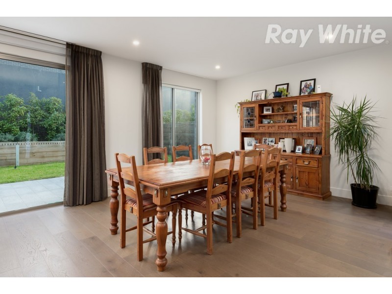 7 Cypress Way, Kew VIC 3101