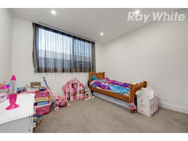 7 Cypress Way, Kew VIC 3101