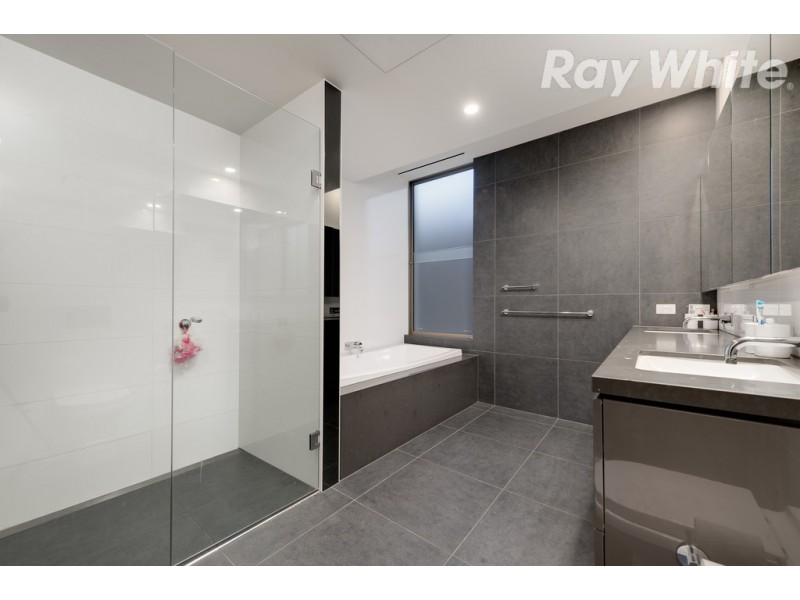 7 Cypress Way, Kew VIC 3101