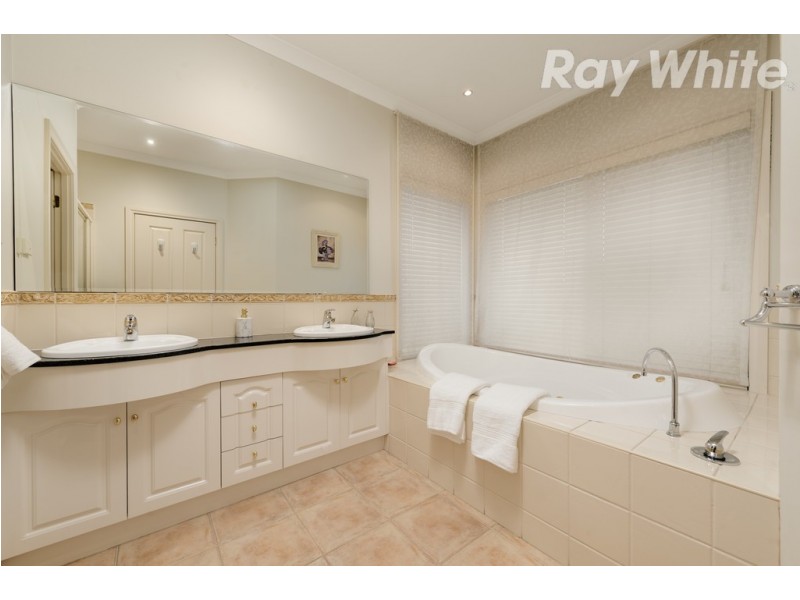 15 Botanica Boulevard, Bundoora VIC 3083