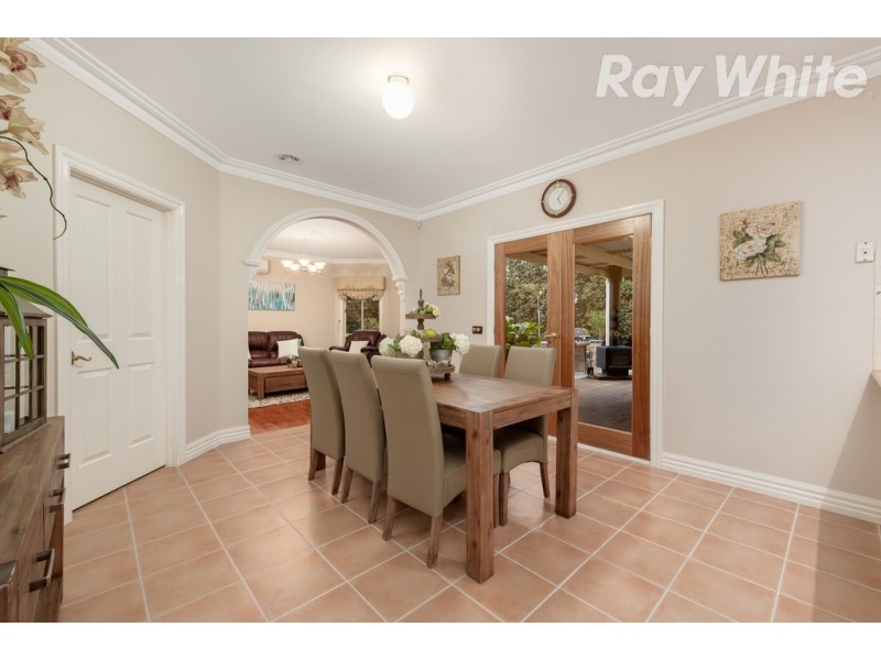 22 Sandpiper Way, South Morang VIC 3752