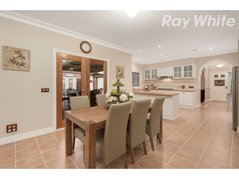 22 Sandpiper Way, South Morang VIC 3752