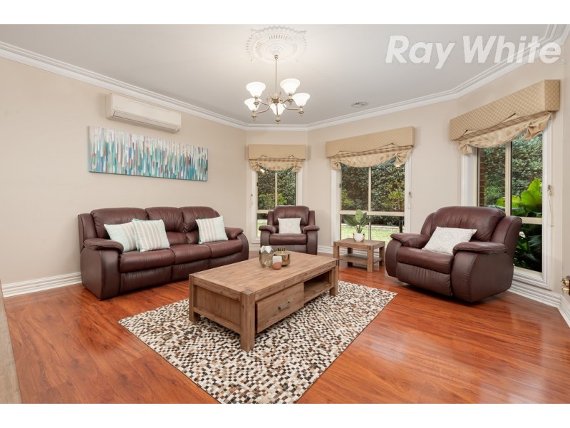 22 Sandpiper Way, South Morang VIC 3752