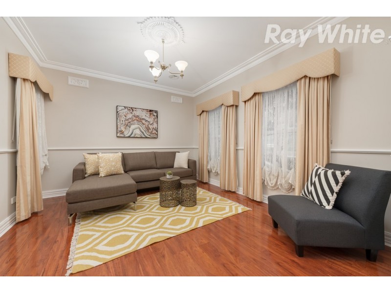 22 Sandpiper Way, South Morang VIC 3752