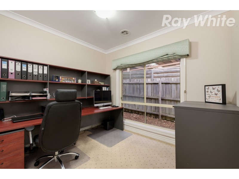 22 Sandpiper Way, South Morang VIC 3752