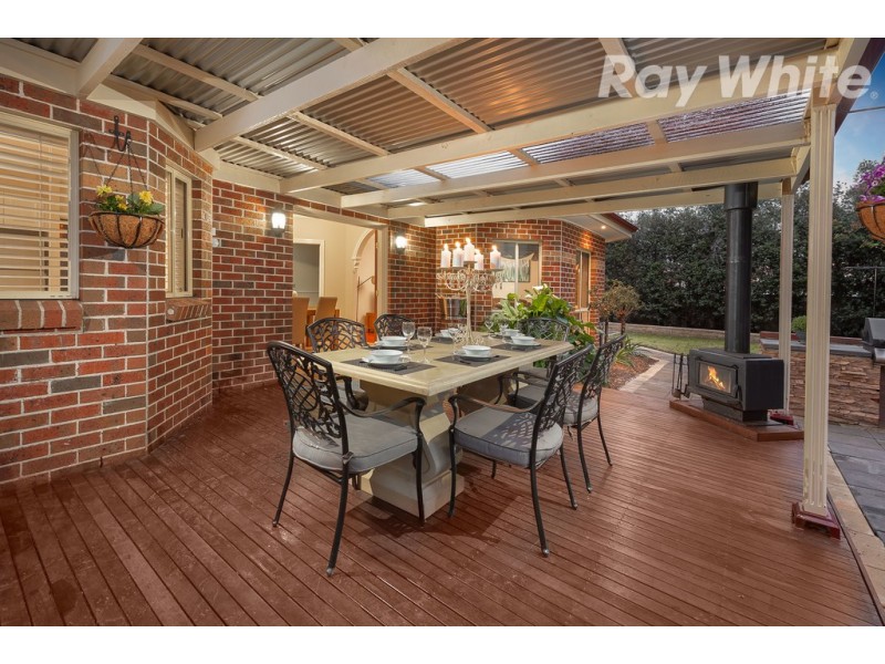 22 Sandpiper Way, South Morang VIC 3752