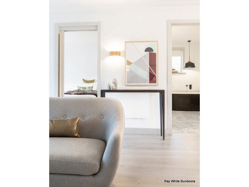 2/132 Hoffmans Road, Essendon VIC 3040