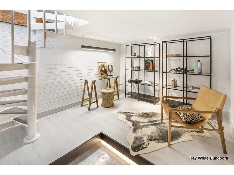 2/132 Hoffmans Road, Essendon VIC 3040