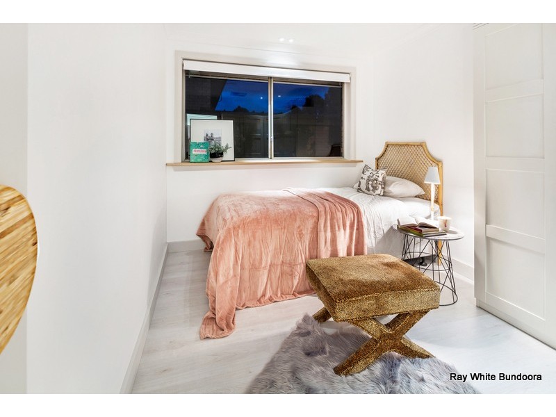 2/132 Hoffmans Road, Essendon VIC 3040