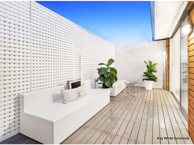 2/132 Hoffmans Road, Essendon VIC 3040