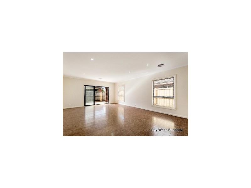 51 Gyrfalcon Way, Doreen VIC 3754