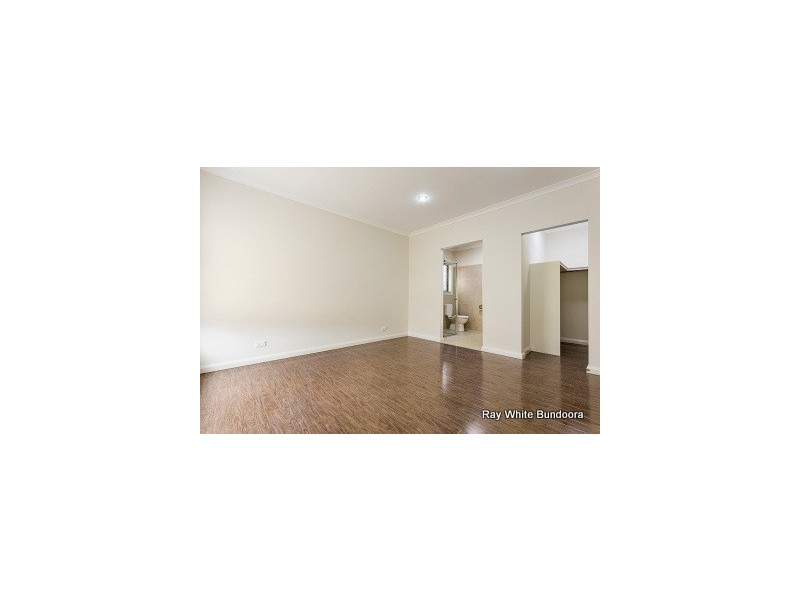 51 Gyrfalcon Way, Doreen VIC 3754