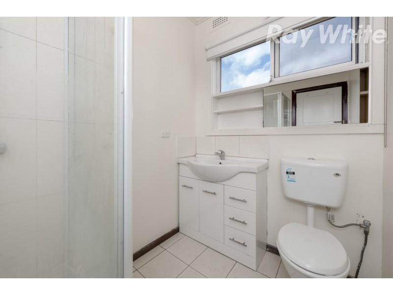 18 Boldrewood Parade, Reservoir VIC 3073