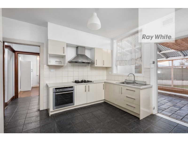 48 Cuthbert Road, Reservoir VIC 3073