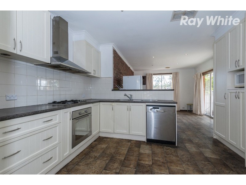 118 The Fairway, Kingsbury VIC 3083