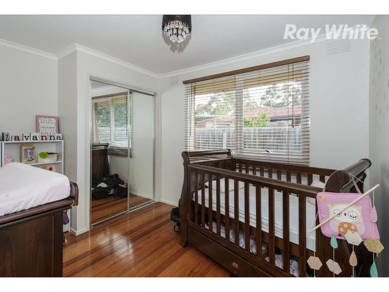 4 Karen Court, Mill Park VIC 3082