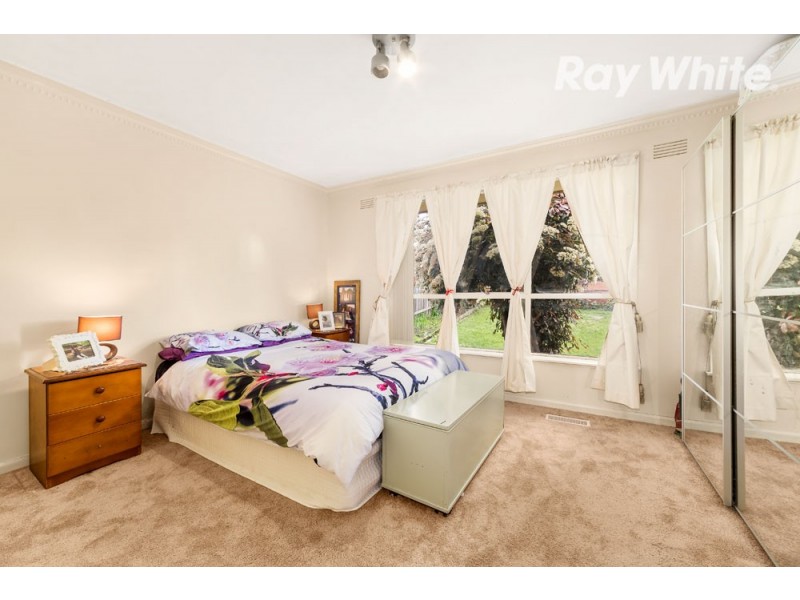 7 Golf Avenue, Kingsbury VIC 3083