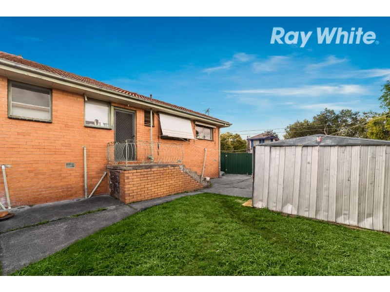 7 Golf Avenue, Kingsbury VIC 3083