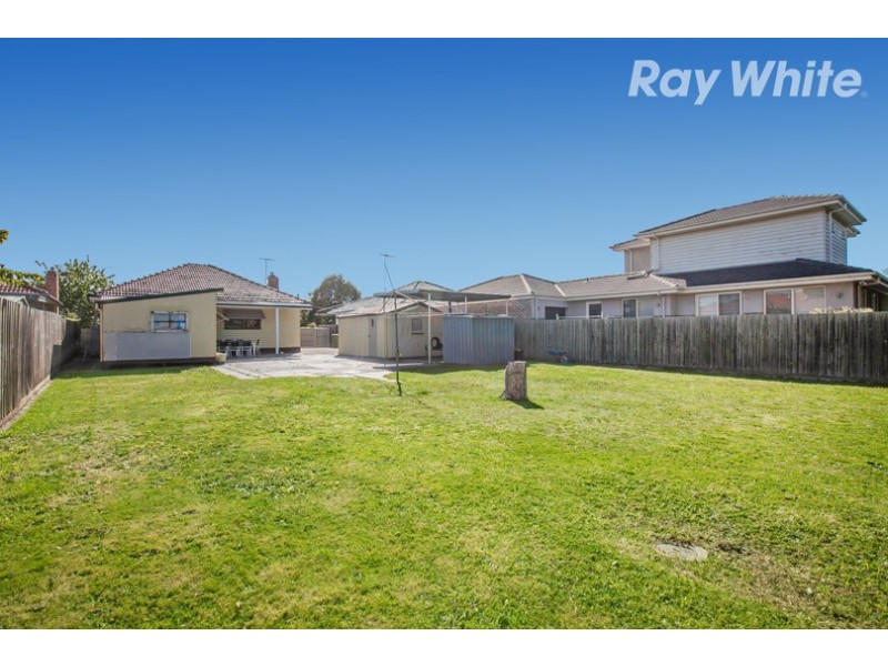 17 Cash Street, Kingsbury VIC 3083
