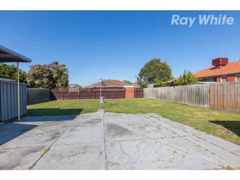 17 Cash Street, Kingsbury VIC 3083