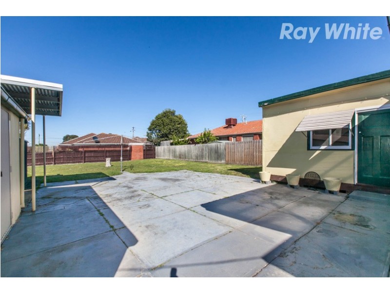 17 Cash Street, Kingsbury VIC 3083