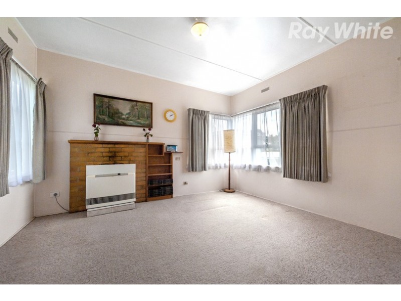 20 Cherry Orchard Rise, Box Hill North VIC 3129