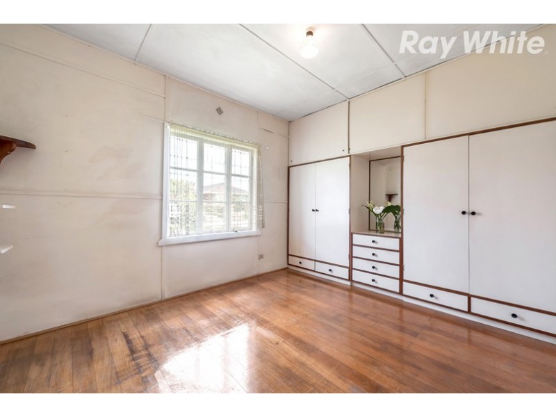 20 Cherry Orchard Rise, Box Hill North VIC 3129