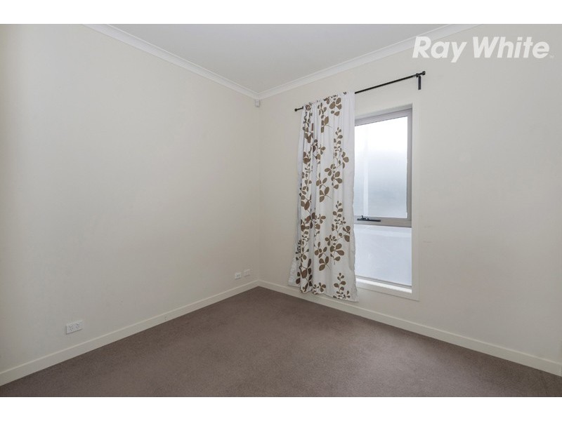 2/8 Chaleyer Street, Reservoir VIC 3073
