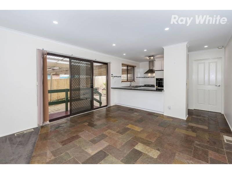 108 Roycroft Avenue, Mill Park VIC 3082