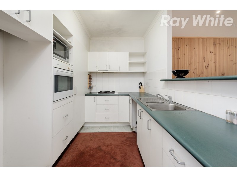 2/121 Grange Boulevard, Bundoora VIC 3083