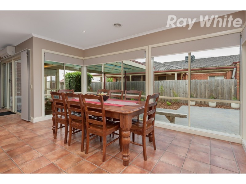 17 Portobello Terrace, South Morang VIC 3752